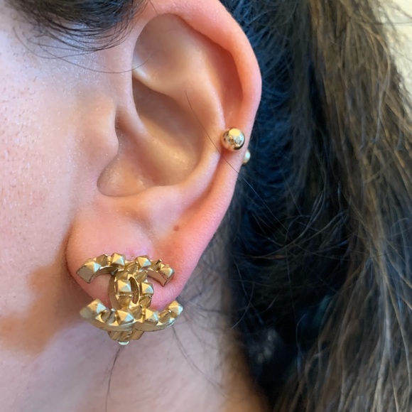 Sold x Chanel CC vintage clip on earrings - Picture 8 of 8